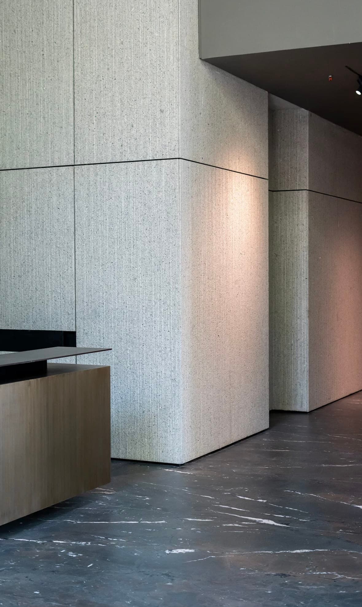 Castle Grey Rustic Linea